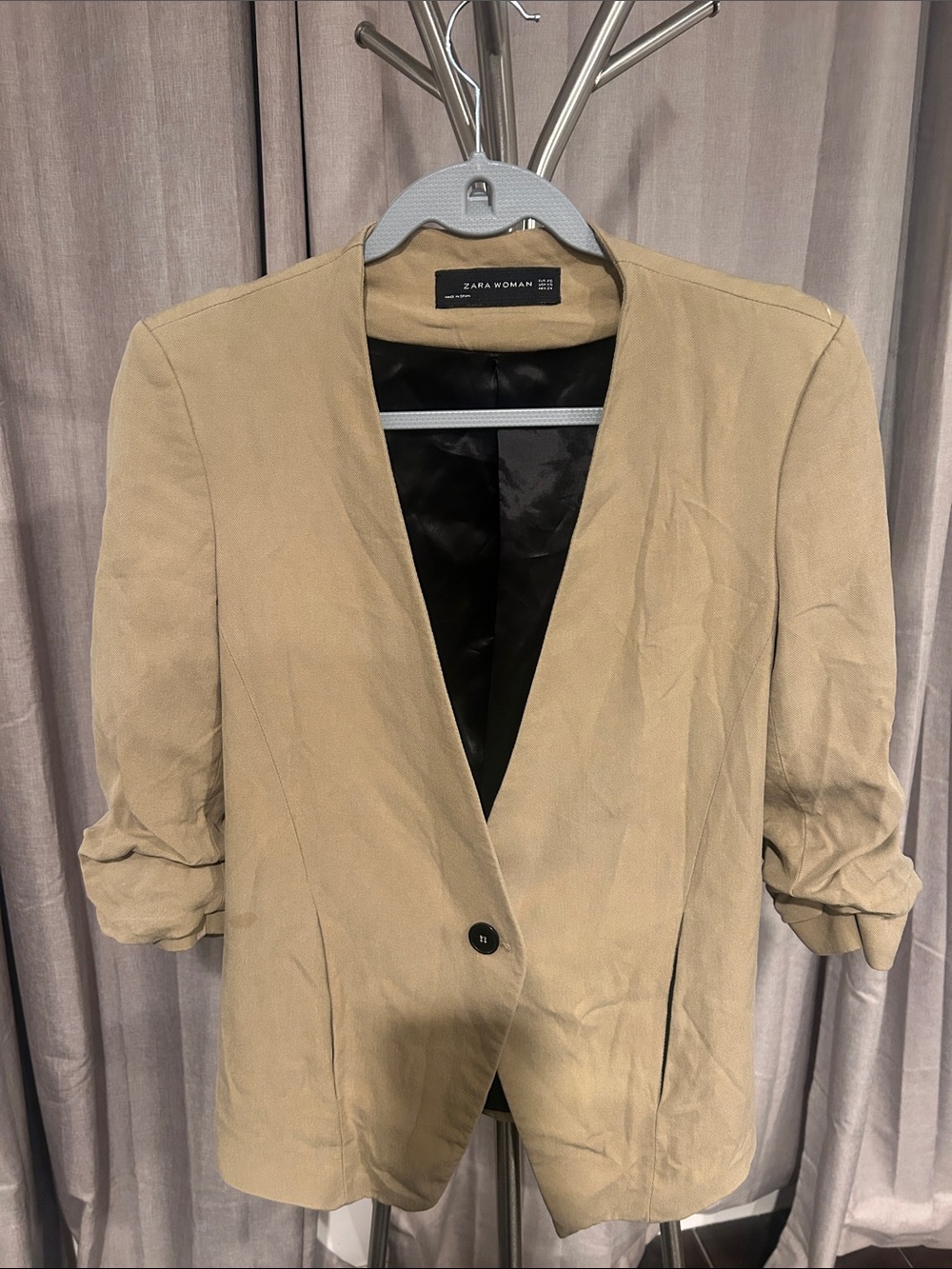 Zara Tan Single-Button Ruched-Sleeve Blazer - Picture 3 of 6